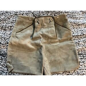 Leather Lederehosen Shorts‎